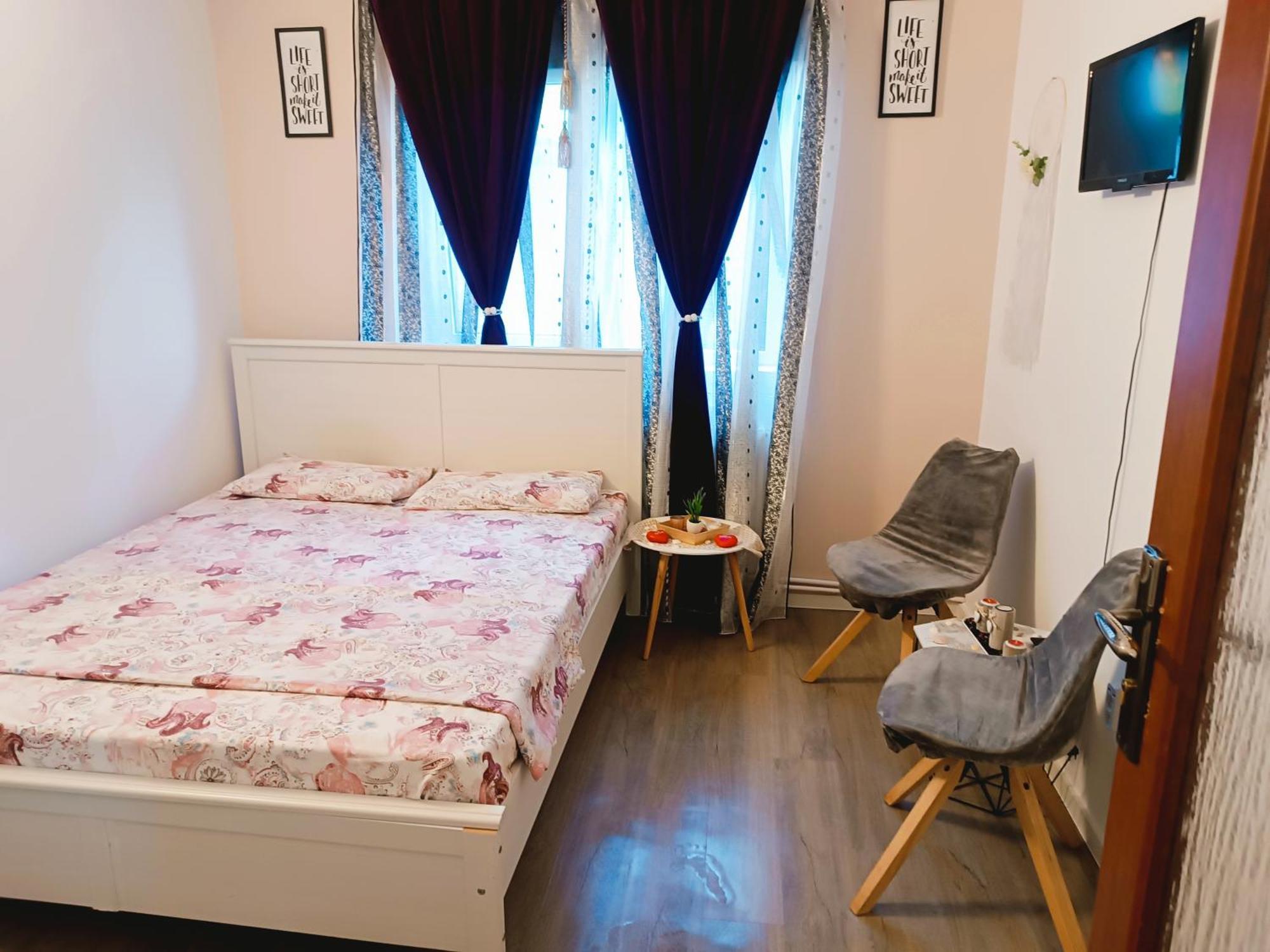 Privatunterkunft Casa Naomi *