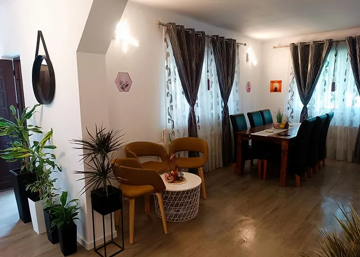 Casa Naomi